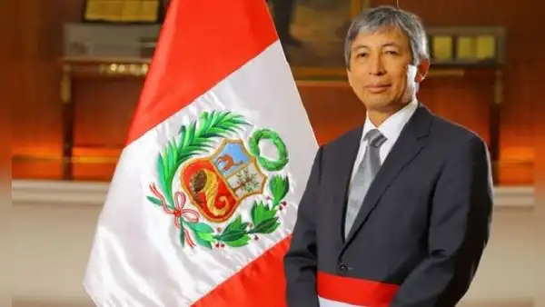 ¿Quién es José Arista, el nuevo ministro de Economía y Finanzas?