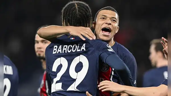 PSG venció 2-0 al Real Sociedad en la ida por octavos de final de Champions League
