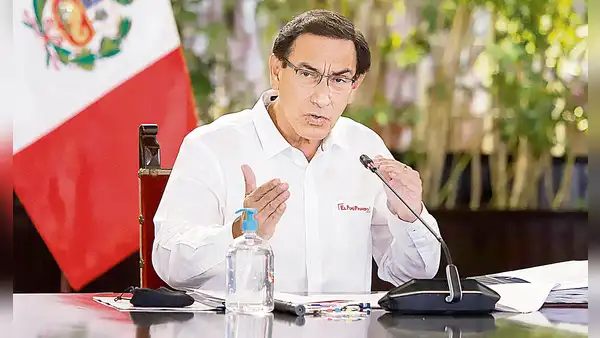 Martín Vizcarra asegura que ofreció a su esposa y hermano para vacunación porque eran "población vulnerable"