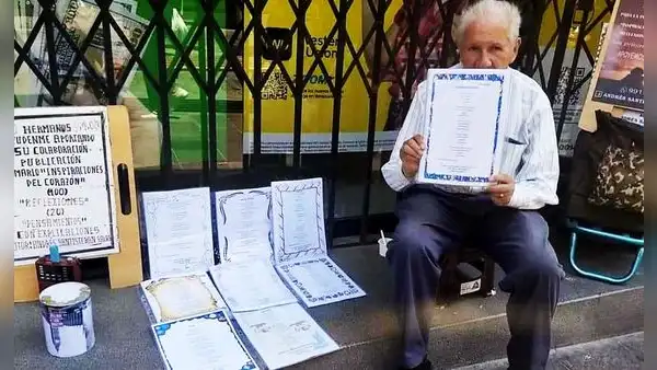 Adulto mayor vende sus poemas a S/1 en Arequipa y sueña con publicar su primer libro
