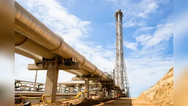 Trabajadores de Petroperú emplazan a Minem por continuidad de operaciones en Talara