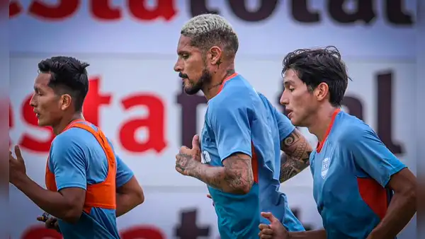 Paolo Guerrero en César Vallejo: ¿qué dijo Mosquera acerca del debut del 'Depredador'?