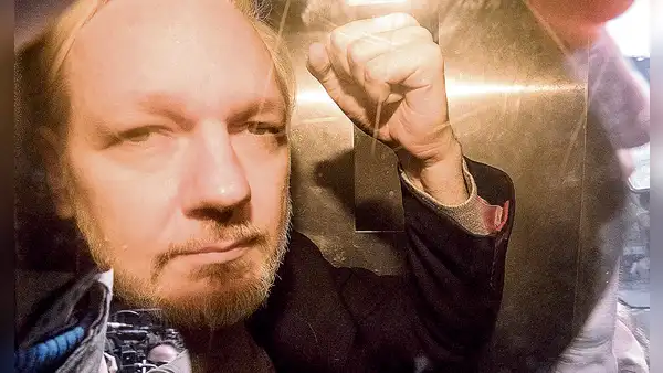 Julian Assange lucha por su libertad