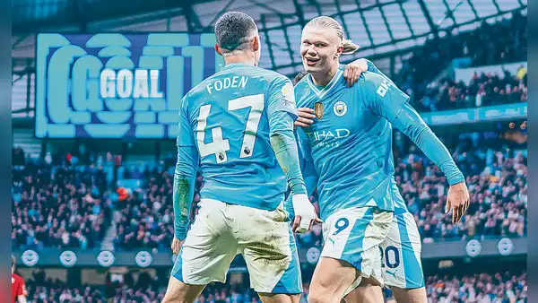 Manchester City venció 3-1 al Manchester United y se lleva el derbi