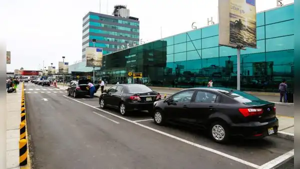 LAP dice que personal encargado de regular situación de taxistas en el Jorge Chávez es amenazado