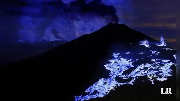 Descubre el misterio del volcán Kawah Ijen en Indonesia: ¿por qué expulsa lava azul?