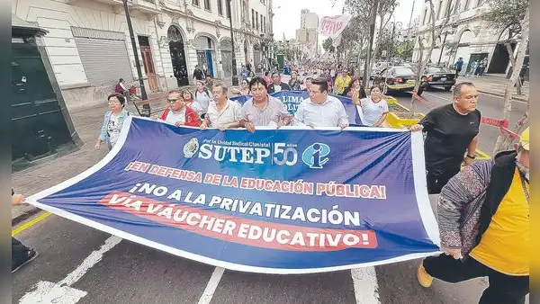 Sutep: en abril se decidirá fecha de la huelga de profesores