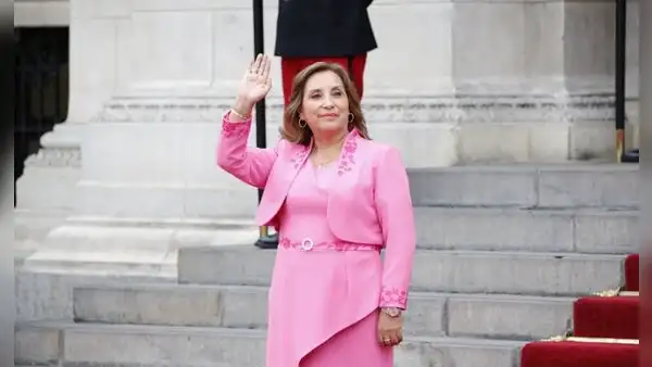 Dina Boluarte: Perú Libre anuncia moción de vacancia contra presidenta por reloj Rolex