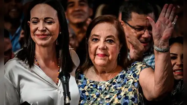 ¿Por qué la candidatura de Corina Yoris corre peligro? Oposición denuncia trabas del oficialismo en Venezuela