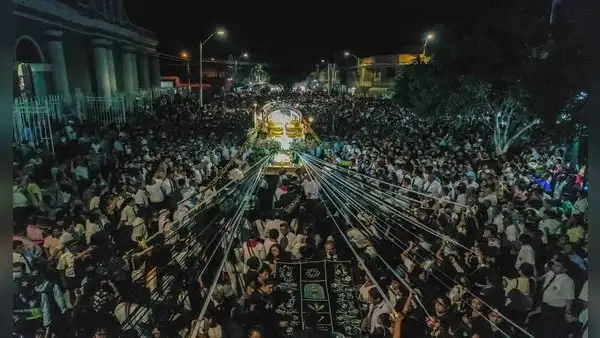 Vestidos de negro y sin música: así se celebra la Semana Santa en Catacaos, Piura