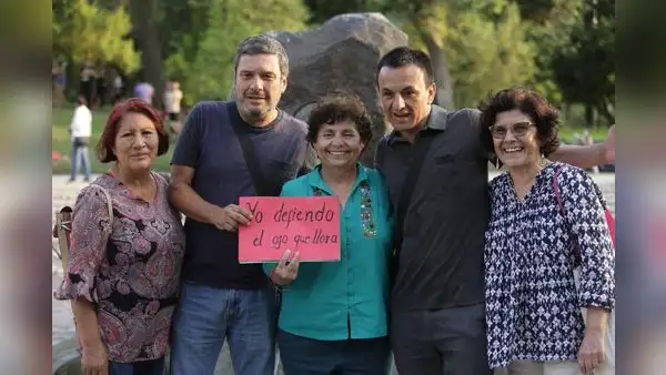 Familiares de víctimas defienden 'El ojo que llora': "Nadie tiene derecho a arrebatarnos la memoria”