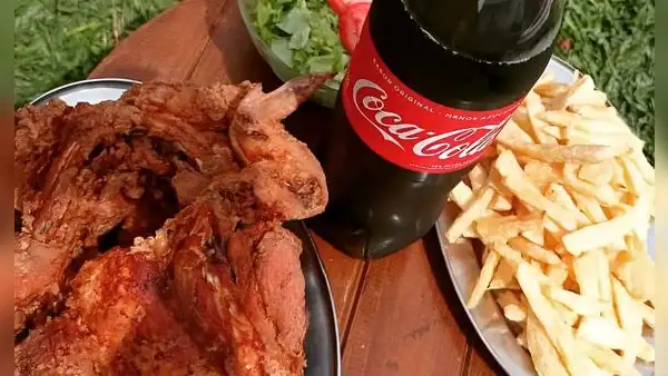 El restaurante que ofrece pollo broaster con refresco a S/7: ¿dónde queda?