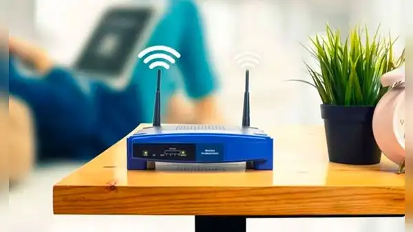 ¿Hacía donde deben apuntar las antenas de tu router para tener mejor señal de wifi?