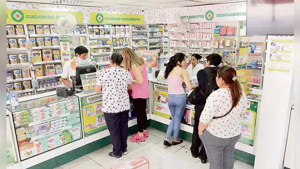 Es obligatorio: farmacias deben vender ahora 434 medicamentos genéricos