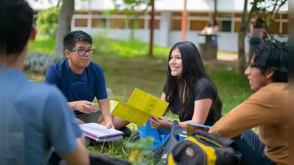 Pronabec anuncia becas para estudiar gratis en Europa: ¿cómo postular y cuántas vacantes hay?