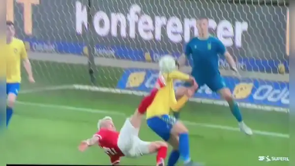 ¡Golazo de chalaca de Sonne! El 'Vikingo' se lució con sensacional tanto en la Superliga danesa