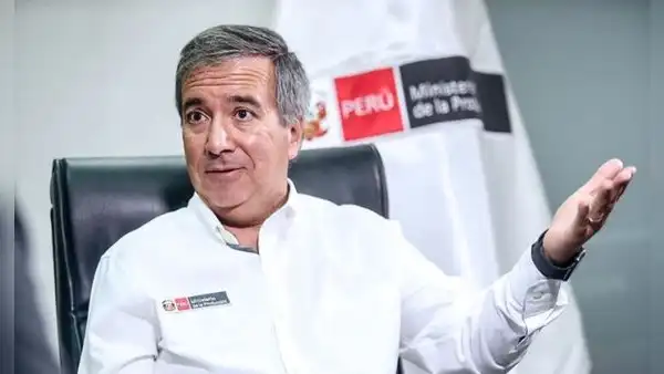 Esposa de Raúl Pérez Reyes fue consultora de Lima Airport Partners cuando él era ministro de Producción