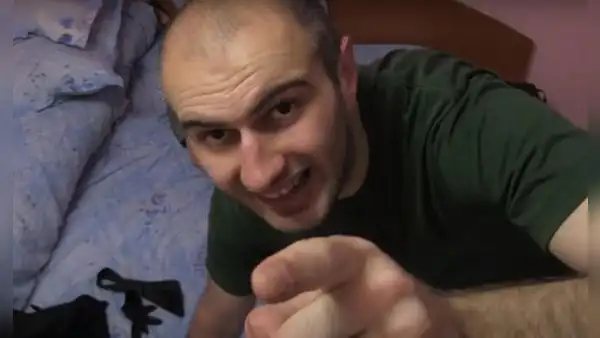 La espeluznante película sobre un hombre que graba videos snuff y está obsesionado con famosa actriz