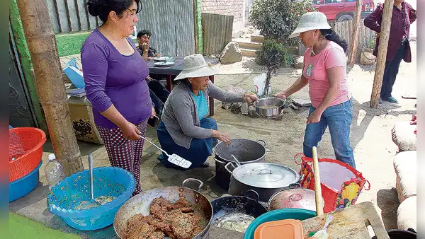Ollas comunes solicitan más recursos para cubrir alimentación de los pobres