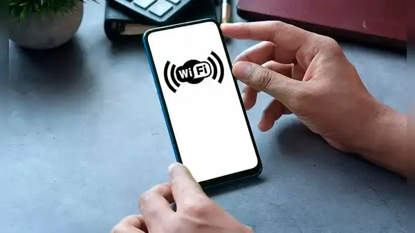¿Cómo configurar tu celular para que apague el wifi al salir de casa y por qué conviene hacerlo?