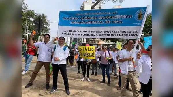 Farmacéuticos exigen transparencia a Minsa por lista de medicamentos genéricos