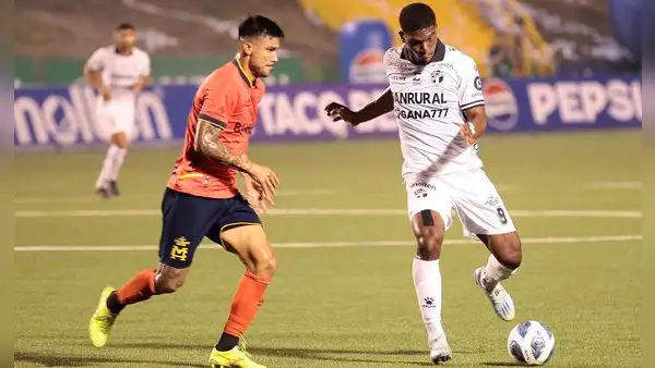 Comunicaciones y Municipal empataron por el clásico 328 de la Liga Nacional de Guatemala