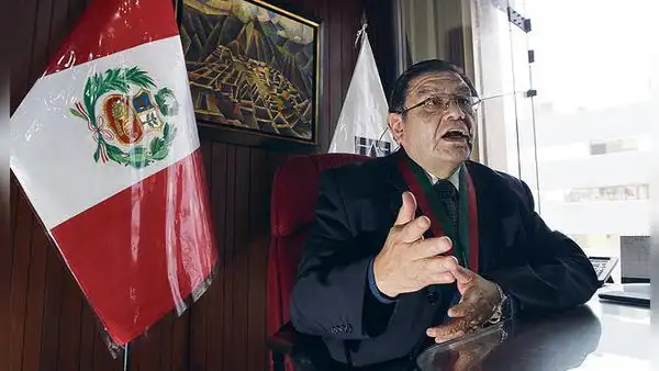 Congreso declararía procedente denuncia contra Salas Arenas por negociación incompatible