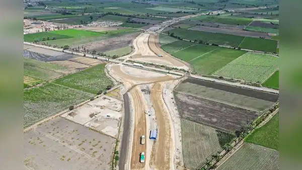 La Vía Evitamiento Chimbote está construida al 82%