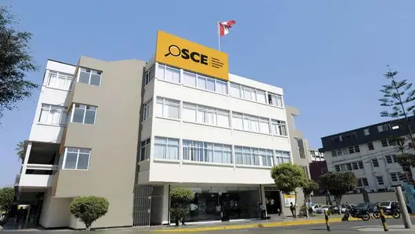Los funcionarios de OSCE que persiguen al Grupo La República
