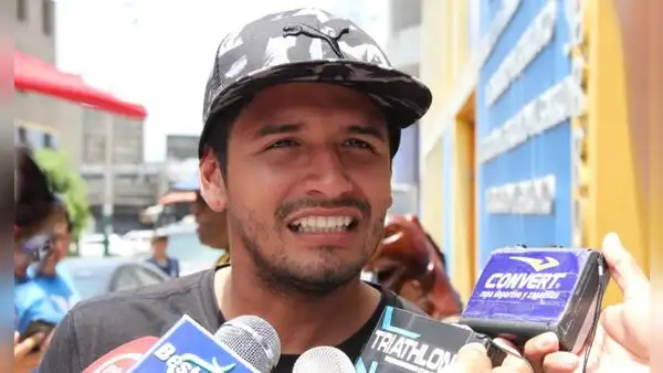 Reimond Manco vuelve a la Liga 1 después de 3 años: el 'Rei' fichó por club que lucha por no descender