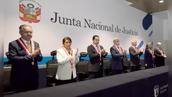 Crece descrédito al Tribunal Constitucional por validar golpe a Junta Nacional de Justicia