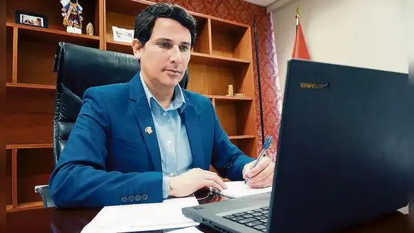 Fiscalía: hay indicios de la entrega de entre 50 mil a 80 mil soles a César Combina