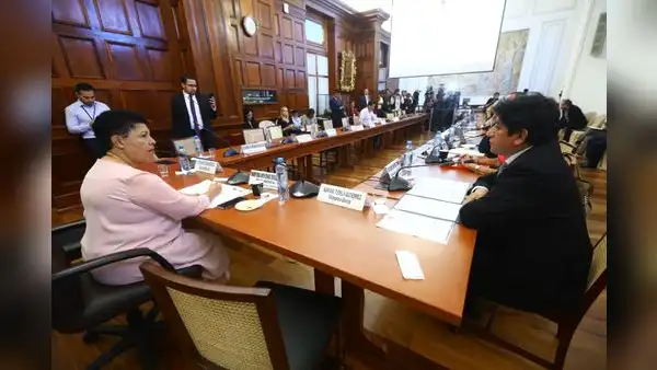 Congreso da nuevo paso para capturar y rellenar la Junta Nacional de Justicia