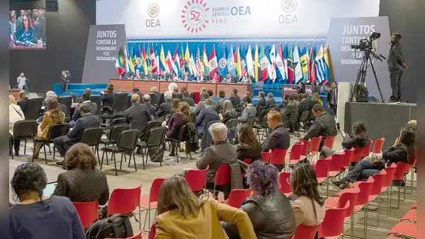 Plantean la aplicación de la Carta Democrática