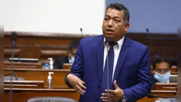 Darwin Espinoza: Ética evaluará el 6 de mayo denuncia por usar fondos del Congreso para crear partido