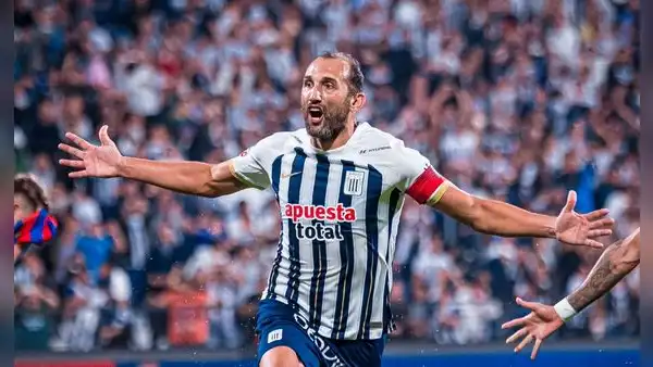 Hinchas de Alianza Lima piden perdón a Hernán Barcos tras criticarlo: "Cerrando bocas"
