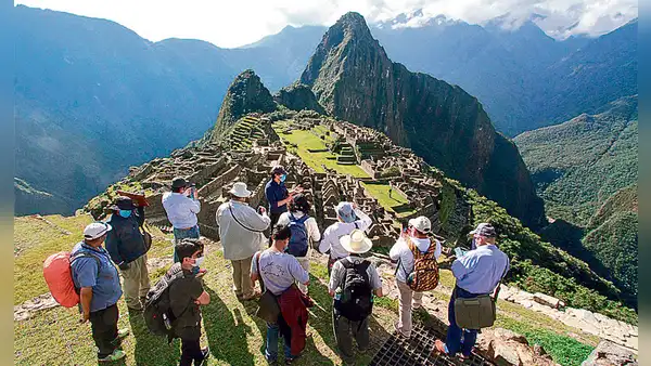 Más de un millón de turistas extranjeros ingresaron al Perú en lo que va del año