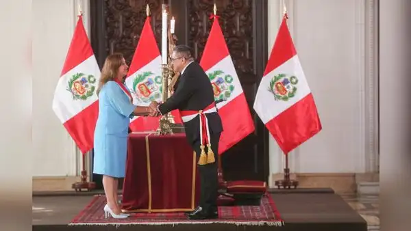 Dina Boluarte: Juan José Santivañez juró como nuevo ministro del Interior