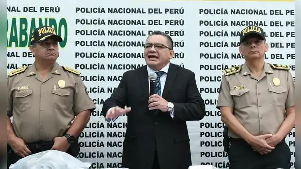 Congreso: ministro del Interior fue invitado a la Comisión de Fiscalización por caso Valkiria