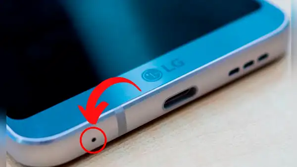¿Para qué sirve el agujero en la parte inferior de tu teléfono? Esto pasa si intentas meter un alfiler