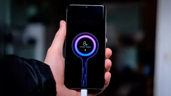 ¿Tu celular Xiaomi indica que está cargando, pero no carga? Resuelve las causas