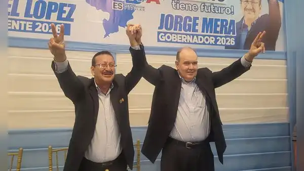 RLA deja labores como alcalde de Lima y viaja a Iquitos para apoyar a candidato de su partido