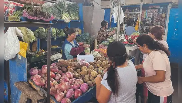 Alza de precios preocupa a 7 de cada 10 hogares peruanos