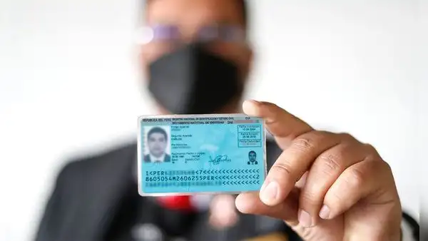 Si tienes 60 años de edad ¿deberías renovar tu DNI?: esto dice el Reniec