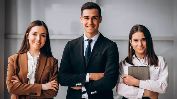 Descubre las 5 profesiones con mayor estabilidad laboral en Estados Unidos en 2024