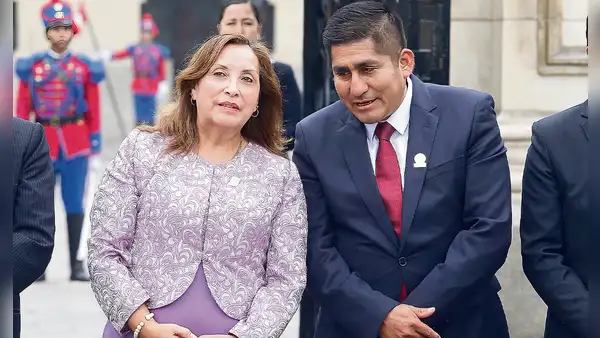 Dina Boluarte: puede ser admitida la denuncia constitucional contra presidenta