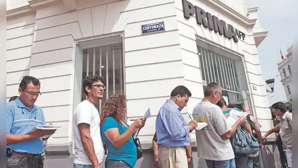 Aprueban reforma que sube edad mínima de jubilación anticipada