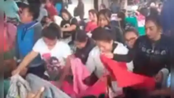 Iquitos: cientos de ciudadanos hacen largas filas para comprar chompas y abrigos tras ola de friaje