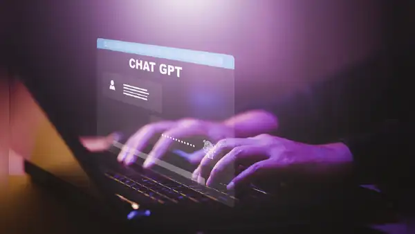 ¿Quieres convertirte en un experto usando ChatGPT? Entonces aplica estas 3 reglas esenciales