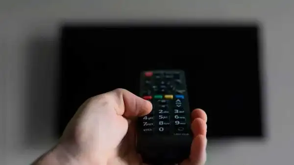 ¿Posees un Smart TV? Esta es la peor manera de apagar tu televisor y que podría arruinarlo